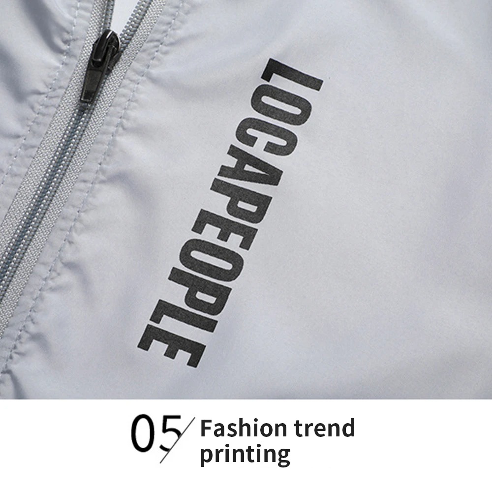 เสื้อแจ็คเก็ตกันแดดแบบมีฮู้ดสำ - Reflective Running Jacket บทวิจารณ์และราคา